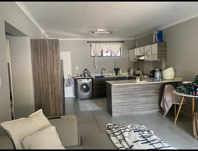 2 BEDROOM APARTMENT FOR SALE IN RYNFIELD